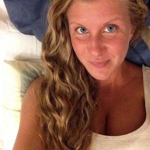 Meet your Posher, Nadina